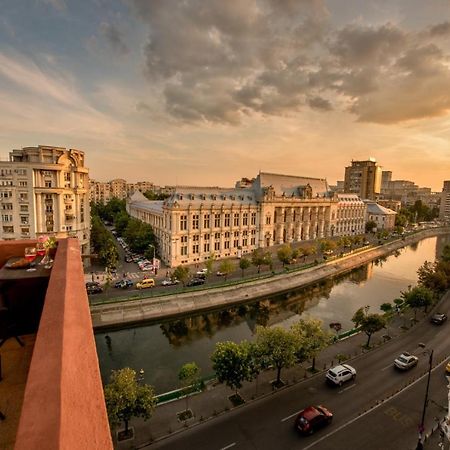 Appartement Baroque Splendor: Breathtaking Views & Design à Bucarest Extérieur photo